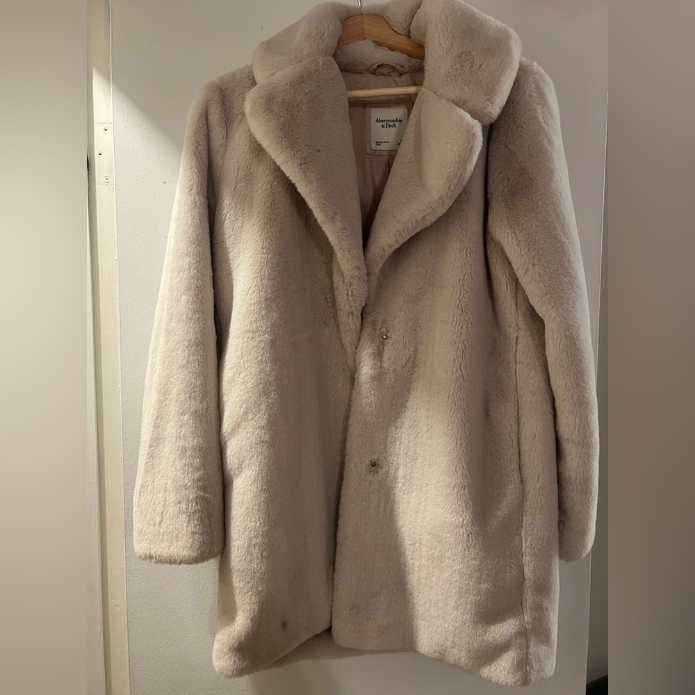 Abercrombie & Fitch Soft Cream Fur Jacket Size S